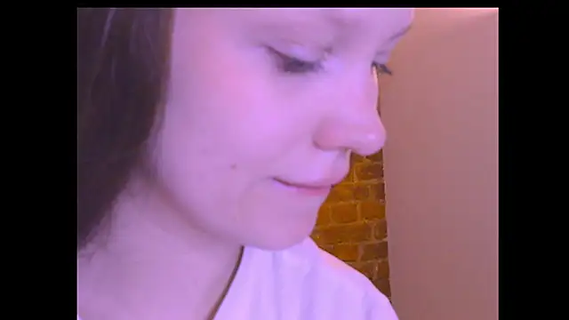 Lunliss online show from April 19, 2026, 5:34 pm