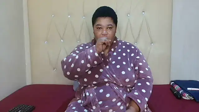 Sexybella-97 online show from December 2, 2025, 4:46 pm