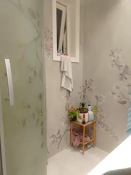 Snapshot of Solek56 chatting on October 7, 2025, 6:05 pm Solek56 online show from October 7, 2025, 6:05 pm