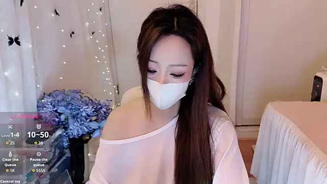 charlotte520 online show from March 8, 2026, 11:41 pm