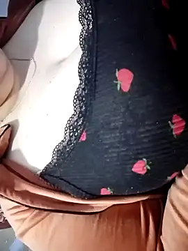 Snapshot of Hnonasix89 chatting on March 13, 2026, 8:26 pm Hnonasix89 online show from March 13, 2026, 8:26 pm