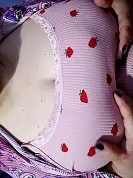 Snapshot of Hnonasix89 chatting on April 1, 2026, 9:10 am Hnonasix89 online show from April 1, 2026, 9:10 am