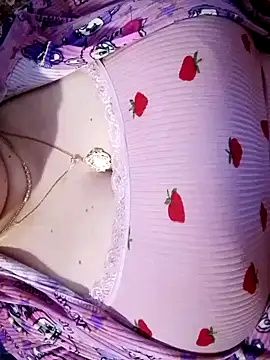 Snapshot of Hnonasix89 chatting on April 5, 2026, 12:35 pm Hnonasix89 online show from April 5, 2026, 12:35 pm