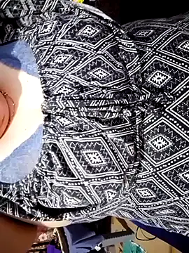 Snapshot of Hnonasix89 chatting on April 10, 2026, 11:37 am Hnonasix89 online show from April 10, 2026, 11:37 am