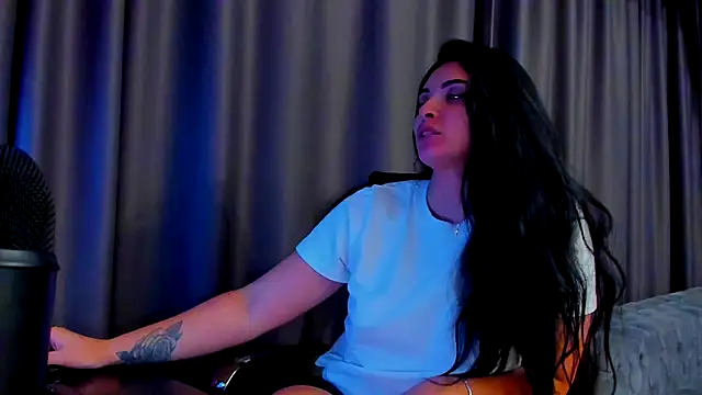 DevashaQueenX online show from November 22, 2025, 9:25 pm