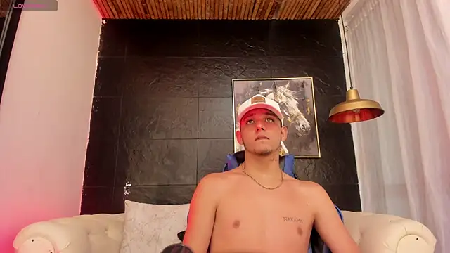 Snapshot of Mathewboy1 chatting on October 13, 2025, 12:27 pm Mathewboy1 online show from October 13, 2025, 12:27 pm