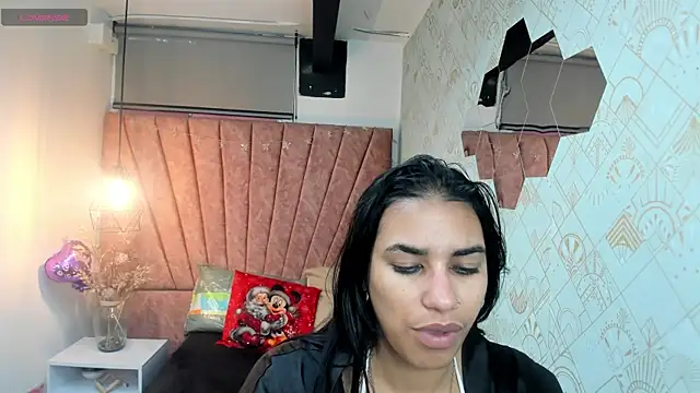 Lia Blake  online show from January 11, 2026, 12:10 pm