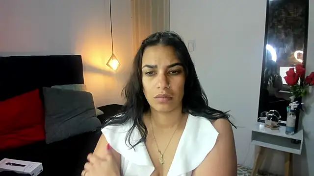 Lia Blake  online show from February 1, 2026, 12:04 pm