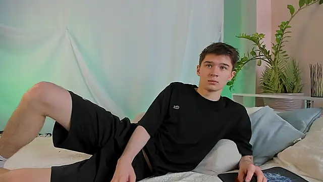 SherlockMax online show from February 15, 2026, 7:43 pm