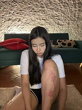 Snapshot of kaori_77 chatting on February 2, 2026, 3:05 am kaori 77 online show from February 2, 2026, 3:05 am