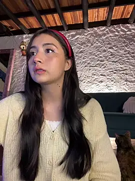 Snapshot of kaori_77 chatting on February 18, 2026, 4:19 am kaori 77 online show from February 18, 2026, 4:19 am