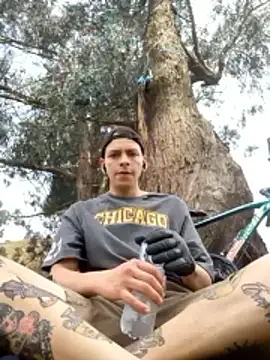 Snapshot of Thomasjons_ chatting on November 29, 2025, 4:32 pm Thomasjons online show from November 29, 2025, 4:32 pm