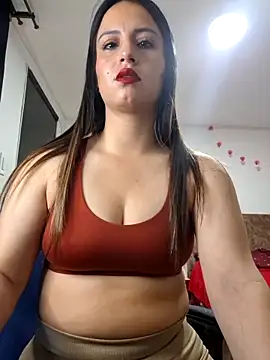 Snapshot of Ladynova440 chatting on April 1, 2026, 6:05 pm Ladynova440 online show from April 1, 2026, 6:05 pm