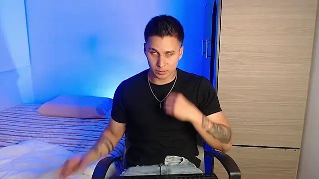 Snapshot of valentinosex1 chatting on February 12, 2026, 10:38 pm valentinosex1 online show from February 12, 2026, 10:38 pm