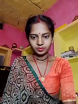 Hot bbbb online show from November 28, 2025, 8:33 pm