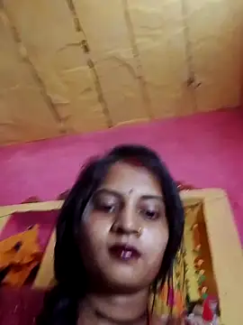 Hot bbbb online show from April 17, 2026, 7:00 am