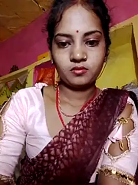 Snapshot of Hot_bbbb chatting on June 2, 2026, 8:44 pm Hot bbbb online show from June 2, 2026, 8:44 pm
