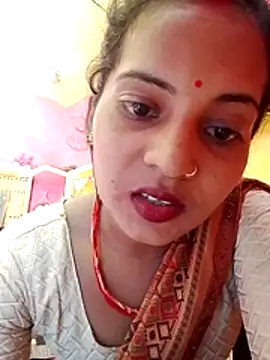 Snapshot of Hot_bbbb chatting on June 5, 2026, 6:52 am Hot bbbb online show from June 5, 2026, 6:52 am