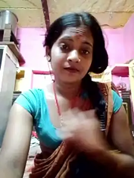 Snapshot of Hot_bbbb chatting on June 9, 2026, 5:02 pm Hot bbbb online show from June 9, 2026, 5:02 pm