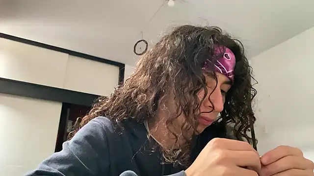 camille delrey online show from November 27, 2025, 7:49 pm