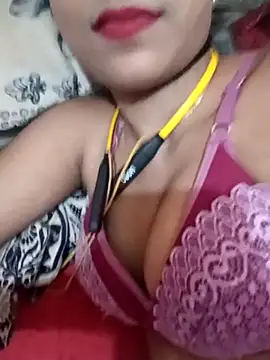 payalsharma95 online show from September 9, 2025, 5:45 pm