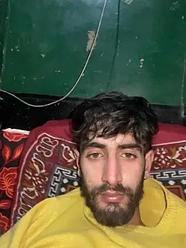 lyath3245 online show from February 13, 2026, 9:00 pm