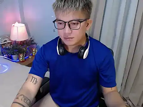 Snapshot of Fuckboii_intown chatting on July 8, 2026, 8:41 am Fuckboii intown online show from July 8, 2026, 8:41 am