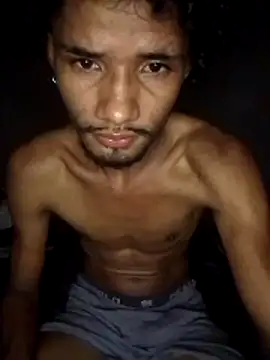 mayevviaqui online show from March 4, 2026, 6:58 pm