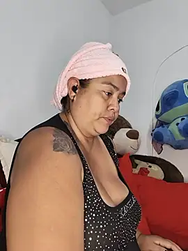 NARNYALABELLA online show from July 3, 2026, 11:11 pm