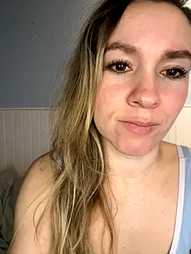 Snapshot of BritgetPsychol chatting on September 21, 2025, 2:24 am BritgetPsychol online show from September 21, 2025, 2:24 am