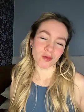 Snapshot of BritgetPsychol chatting on November 12, 2025, 5:08 am BritgetPsychol online show from November 12, 2025, 5:08 am