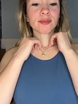 Snapshot of BritgetPsychol chatting on November 18, 2025, 3:45 am BritgetPsychol online show from November 18, 2025, 3:45 am