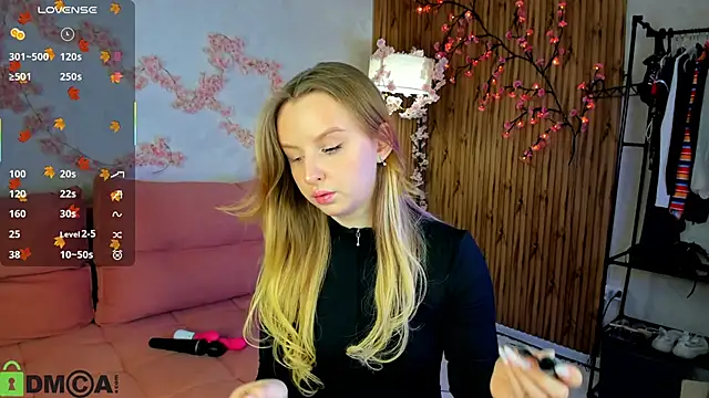 Snapshot of Rina_Panic chatting on November 3, 2025, 1:08 am Rina Panic online show from November 3, 2025, 1:08 am