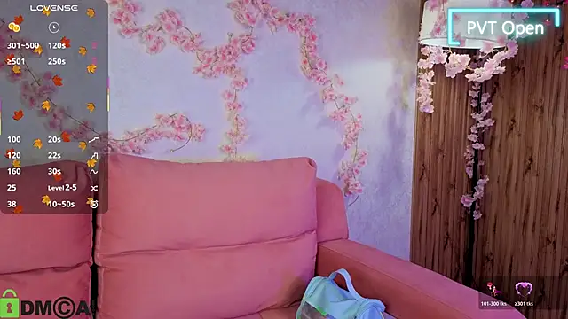 Snapshot of Rina_Panic chatting on November 14, 2025, 1:04 am Rina Panic online show from November 14, 2025, 1:04 am