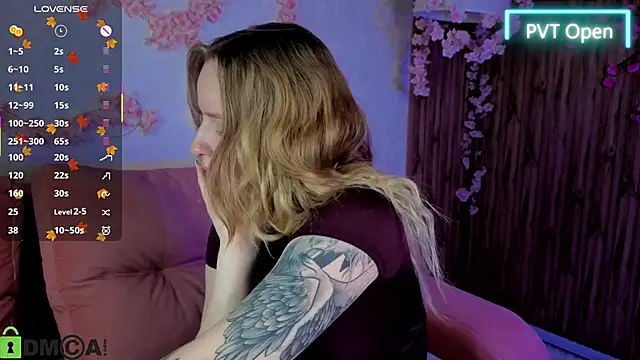 Snapshot of Rina_Panic chatting on November 15, 2025, 12:08 am Rina Panic online show from November 15, 2025, 12:08 am