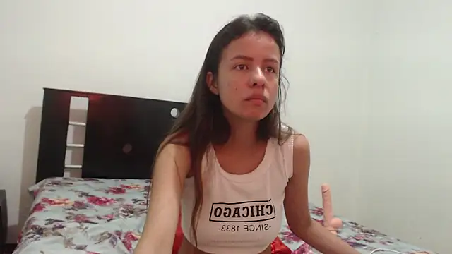 nathaly jones  online show from November 4, 2025, 12:15 pm