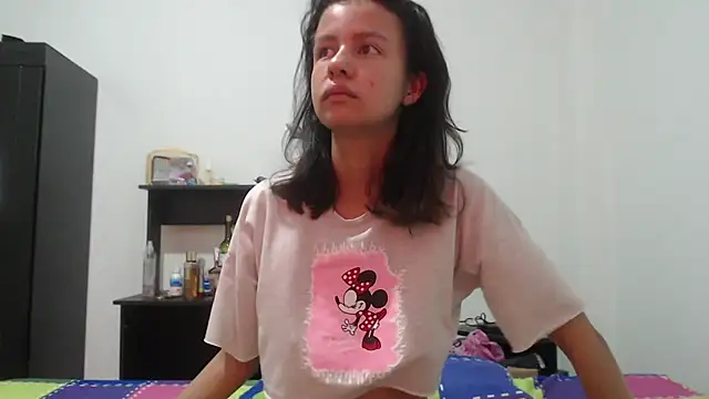 Snapshot of nathaly_jones_ chatting on May 19, 2026, 12:22 pm nathaly jones online show from May 19, 2026, 12:22 pm