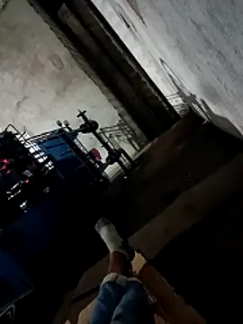 Snapshot of PosingWeasel chatting on November 2, 2025, 9:06 pm PosingWeasel online show from November 2, 2025, 9:06 pm