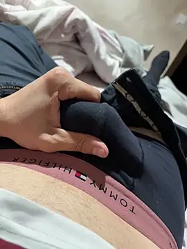 Snapshot of elcalabacin chatting on October 19, 2025, 8:42 pm elcalabacin online show from October 19, 2025, 8:42 pm