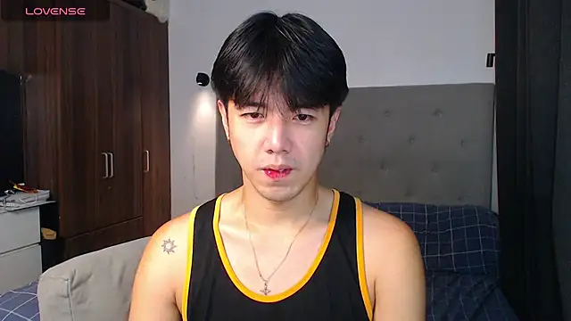 Addictiveboi online show from November 13, 2025, 1:15 am