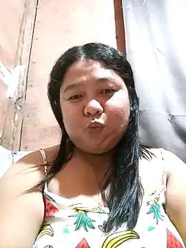 Perfect smile01 online show from December 4, 2025, 10:13 am