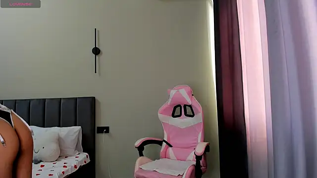 obokozu mai online show from September 26, 2025, 4:05 am