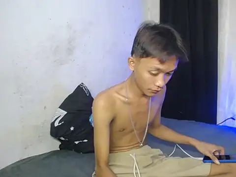 Snapshot of Innocentfucker chatting on February 15, 2026, 10:58 am Innocentfucker online show from February 15, 2026, 10:58 am