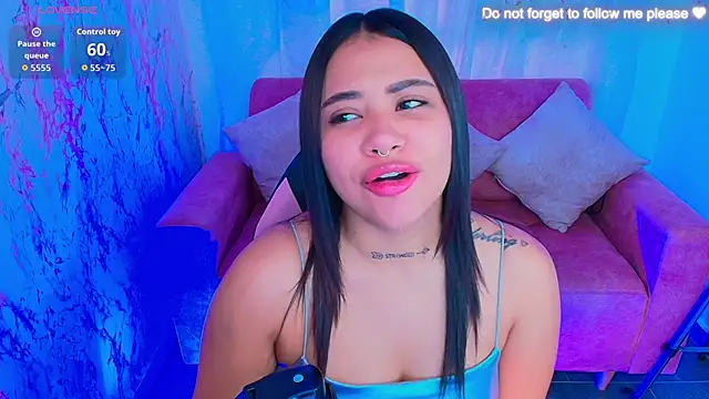 nicemiiaa7  online show from September 17, 2025, 2:30 pm