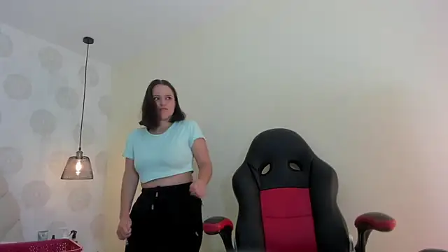 GIANAMILLER6 online show from November 22, 2025, 12:15 pm