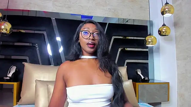 Snapshot of YallianaBrooks chatting on April 4, 2026, 11:51 am YallianaBrooks online show from April 4, 2026, 11:51 am