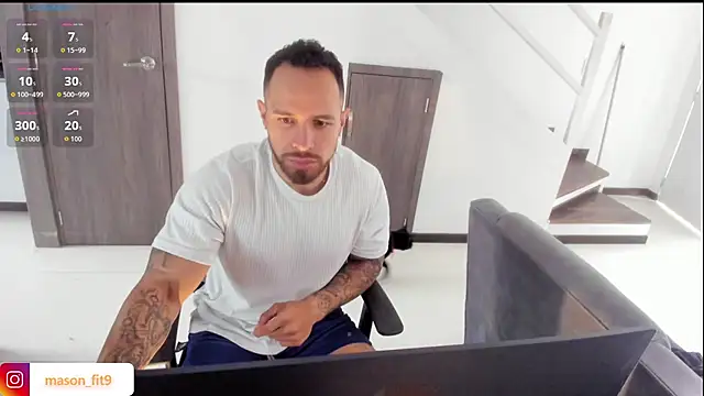 Snapshot of mason_fit chatting on January 11, 2026, 4:01 pm mason fit online show from January 11, 2026, 4:01 pm