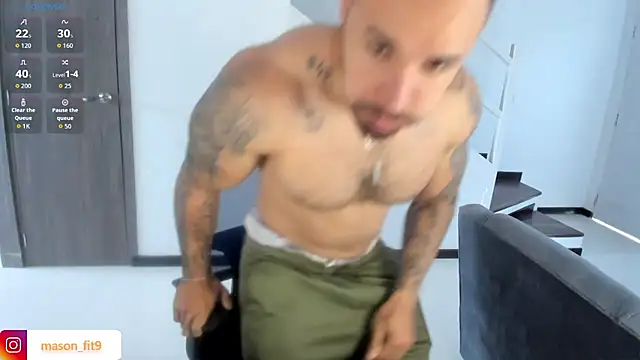 Snapshot of mason_fit chatting on April 28, 2026, 12:32 pm mason fit online show from April 28, 2026, 12:32 pm