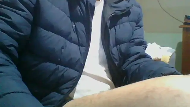 Snapshot of rimenos20 chatting on October 25, 2025, 12:40 am rimenos20 online show from October 25, 2025, 12:40 am