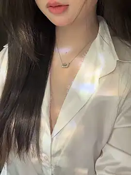 Nana kute20 online show from April 11, 2026, 4:11 pm